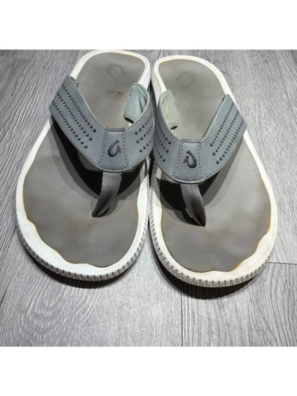 OluKai Ulele Sandals Mens Size 14 Gray Slip On Flip Flop Beach Casual Travel
